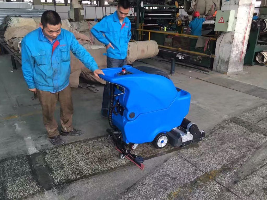 洗地機和掃地機等清潔設備在物業(yè)保潔市場的應用