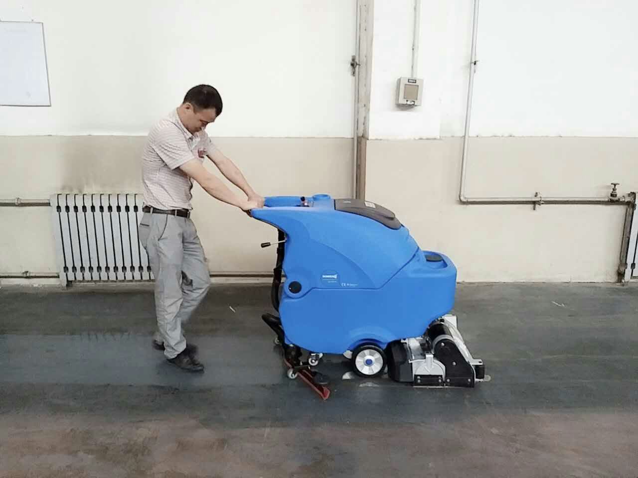 容恩分享：洗地機(jī)的使用給工廠帶來了哪些好處？